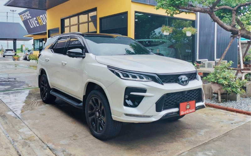 2022 Toyota Fortuner 2.8 GR SPORT 4WD